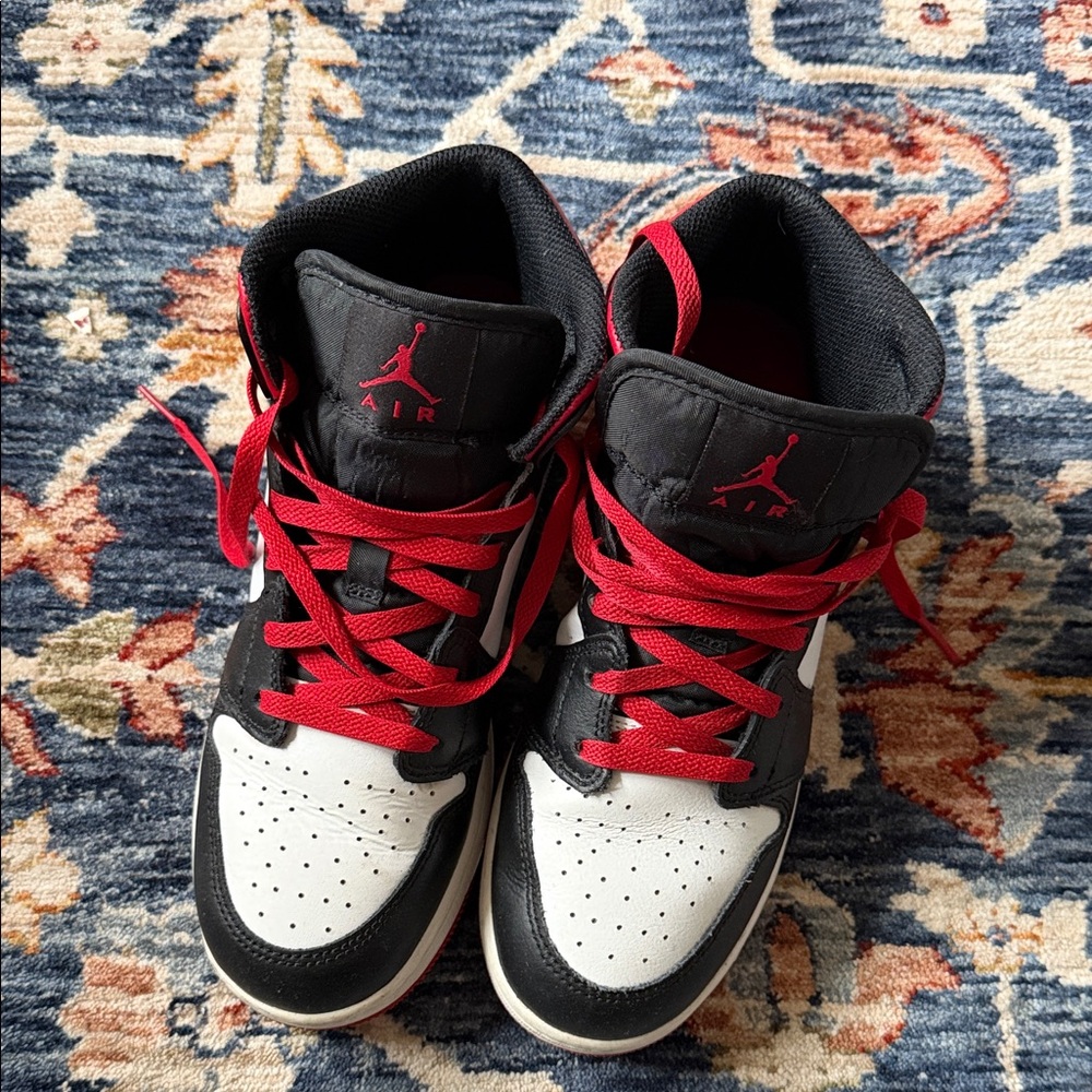 Nike Jordan Air Kids Black and White Sneakers with Red Laces